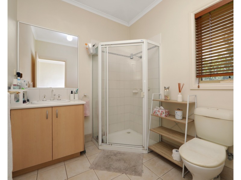 23 St Laurent Rise, Knoxfield VIC 3180