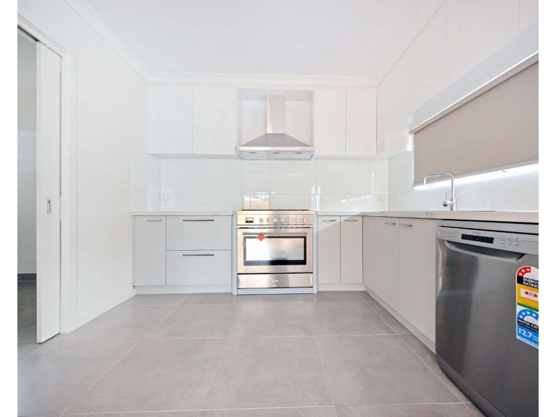 2/1338 Stud Road, Rowville VIC 3178