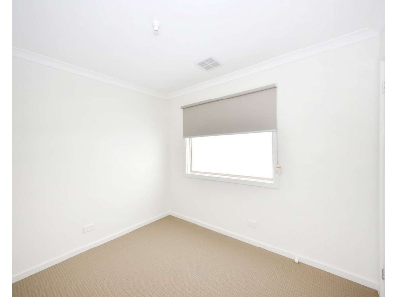 2/1338 Stud Road, Rowville VIC 3178