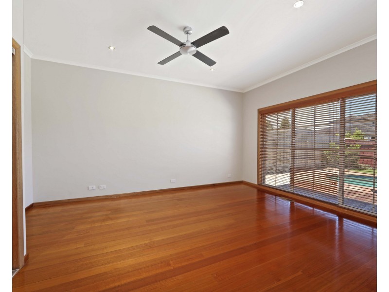 15 Neerim Court, Rowville VIC 3178