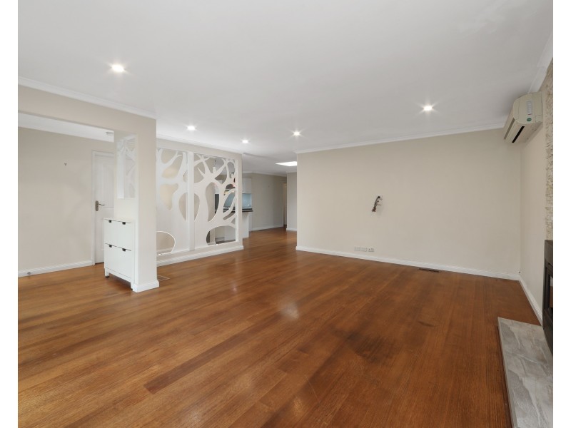 3 Metcalf Crescent, Rowville VIC 3178