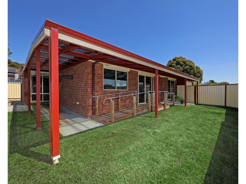 2/121 Murrindal  Drive, Rowville VIC 3178