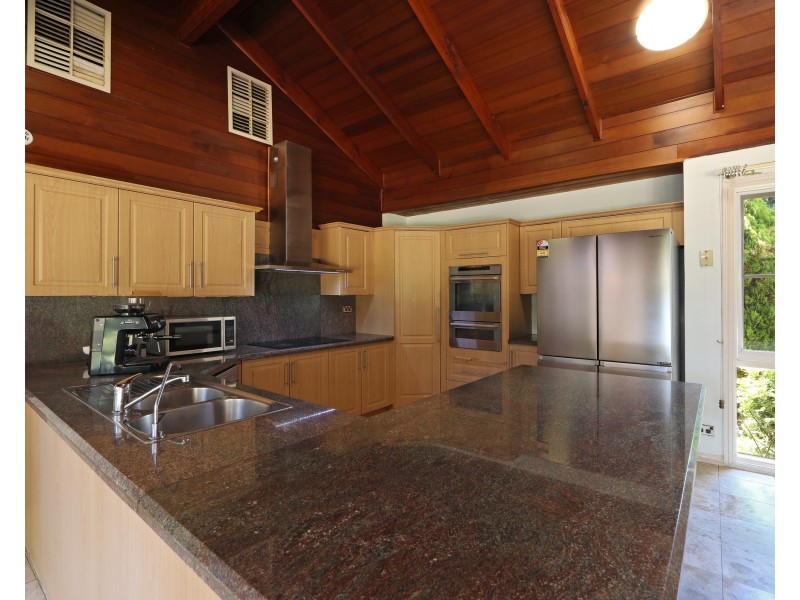 9 Timbertop Drive, Rowville VIC 3178