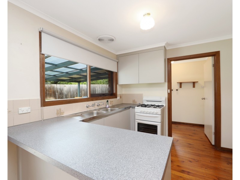 17 Kedleston Way, Rowville VIC 3178