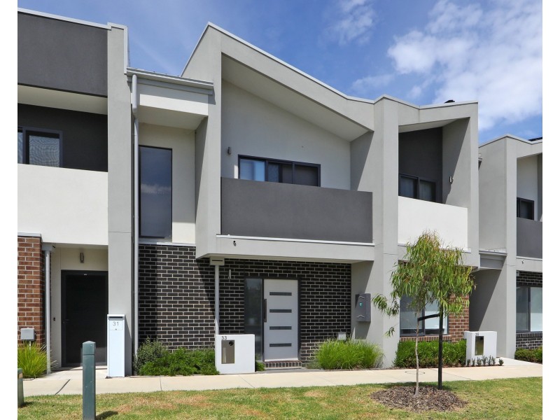 33 Barak Way, Rowville VIC 3178