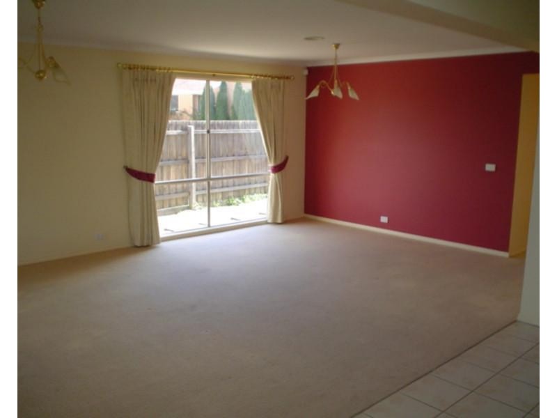 24 Delfin Court, Rowville VIC 3178
