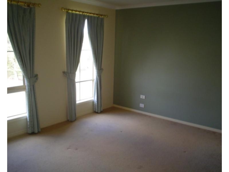 24 Delfin Court, Rowville VIC 3178