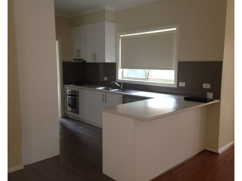 3/61 David  Street, Knoxfield VIC 3180