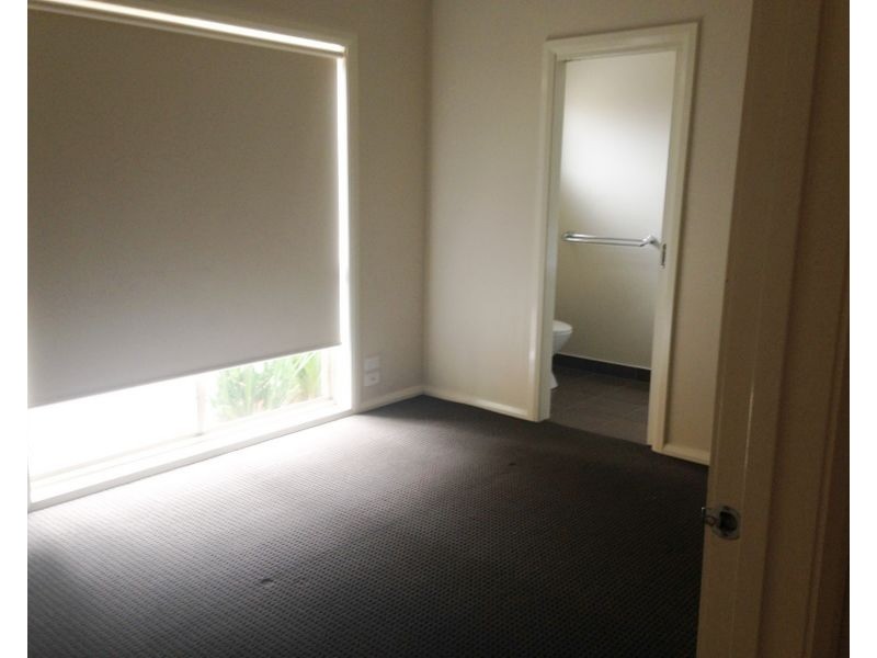 3/61 David  Street, Knoxfield VIC 3180