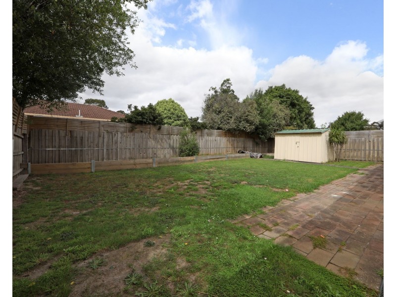 20 Gullquist  Way, Pakenham VIC 3810