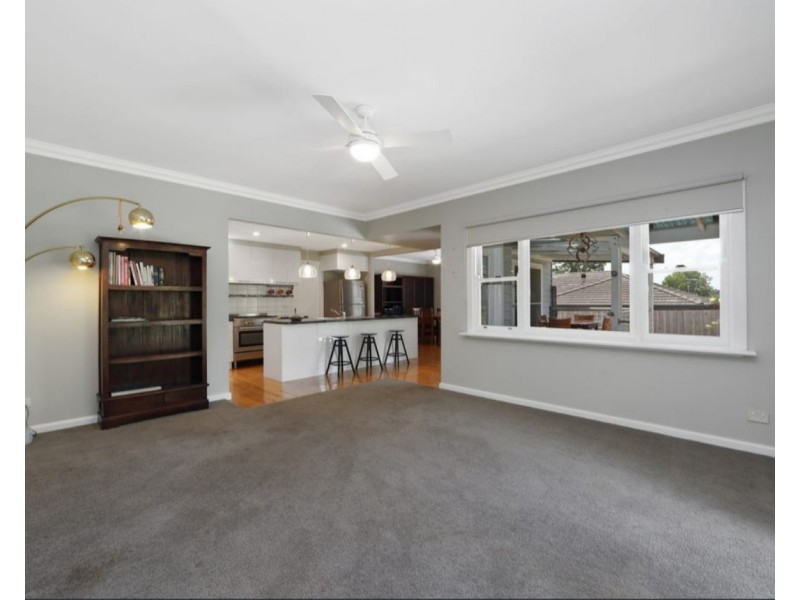 18 Albert Avenue, Boronia VIC 3155