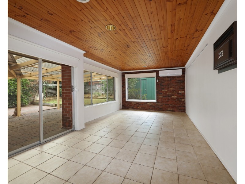 23 Janden Close, Knoxfield VIC 3180