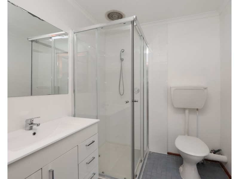 11 Valleyview Drive, Rowville VIC 3178