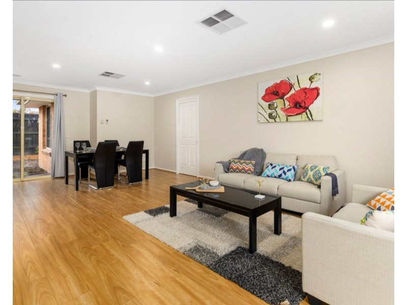 216 Dandelion Drive, Rowville VIC 3178