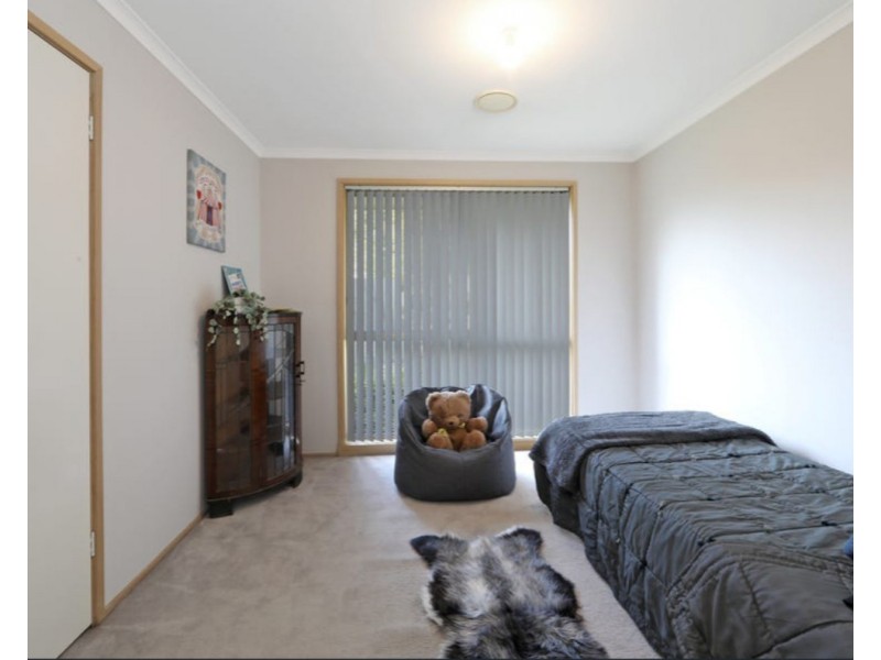 2 Lucy Close, Rowville VIC 3178