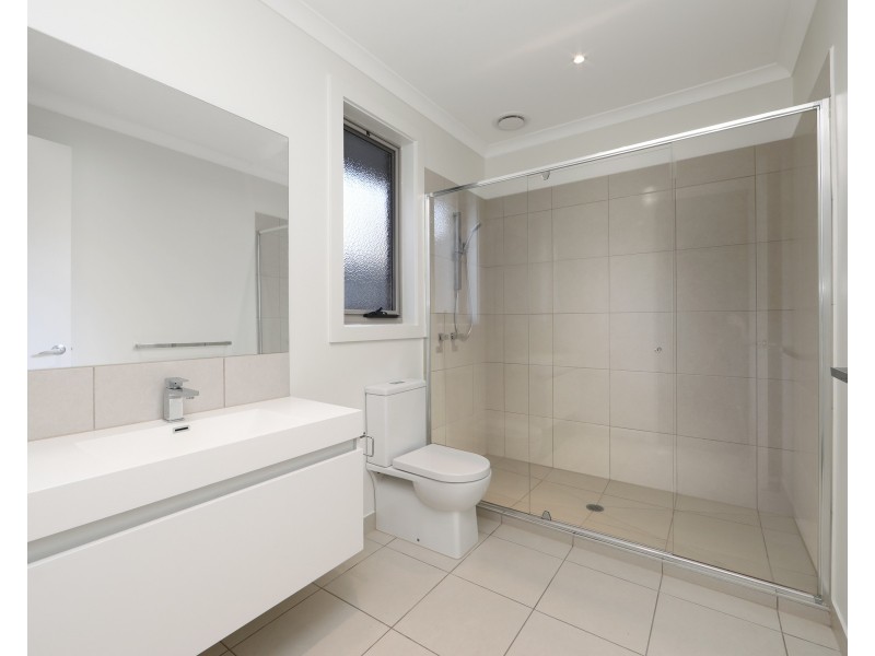 1/5 O’Connor  Road, Knoxfield VIC 3180