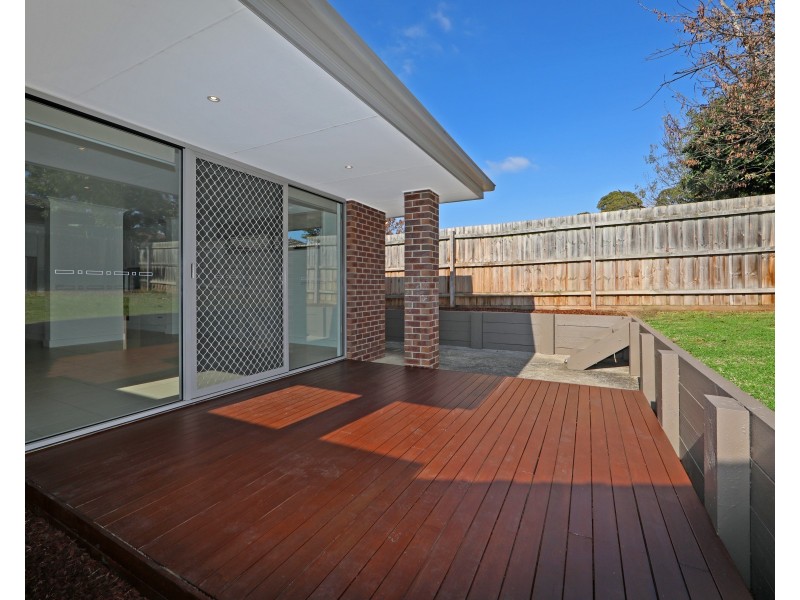 1/5 O’Connor  Road, Knoxfield VIC 3180