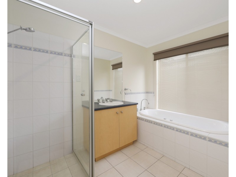 95 Victoria Knox Avenue, Rowville VIC 3178