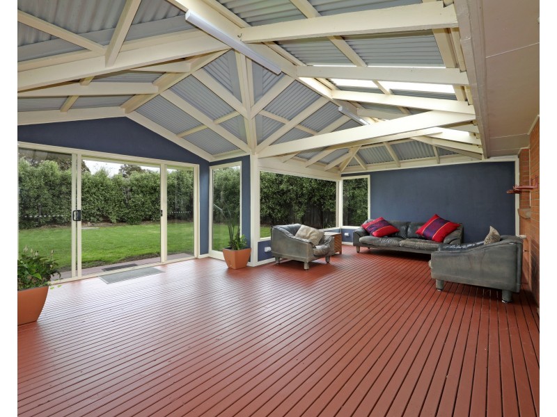 3 Stephanie Close, Ferntree Gully VIC 3156