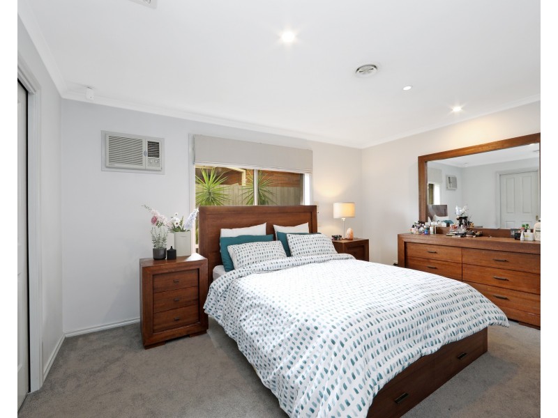 11 Kalimna Court, Rowville VIC 3178