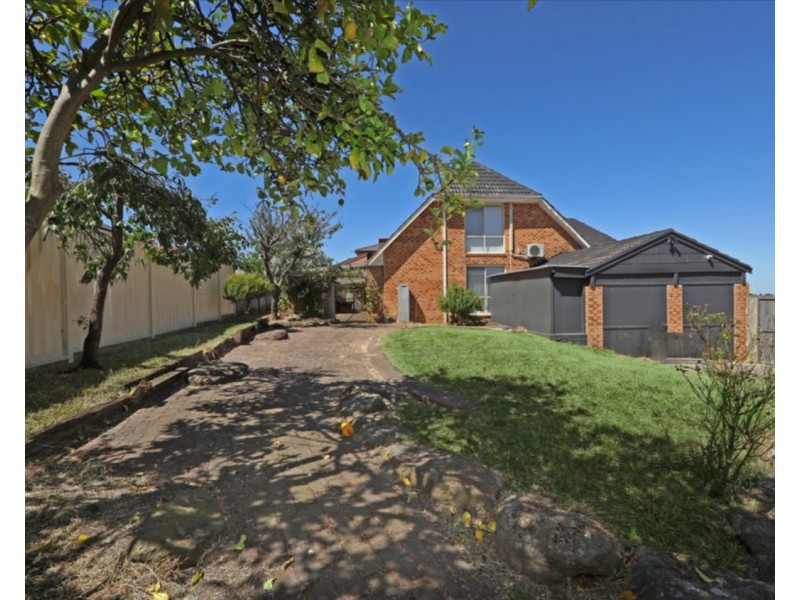 7 Garner Court, Endeavour Hills VIC 3802