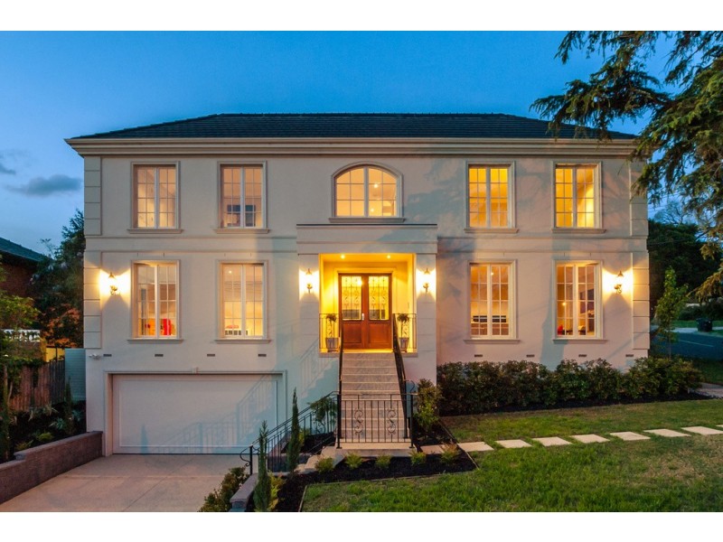 73 Golden Way, Bulleen VIC 3105