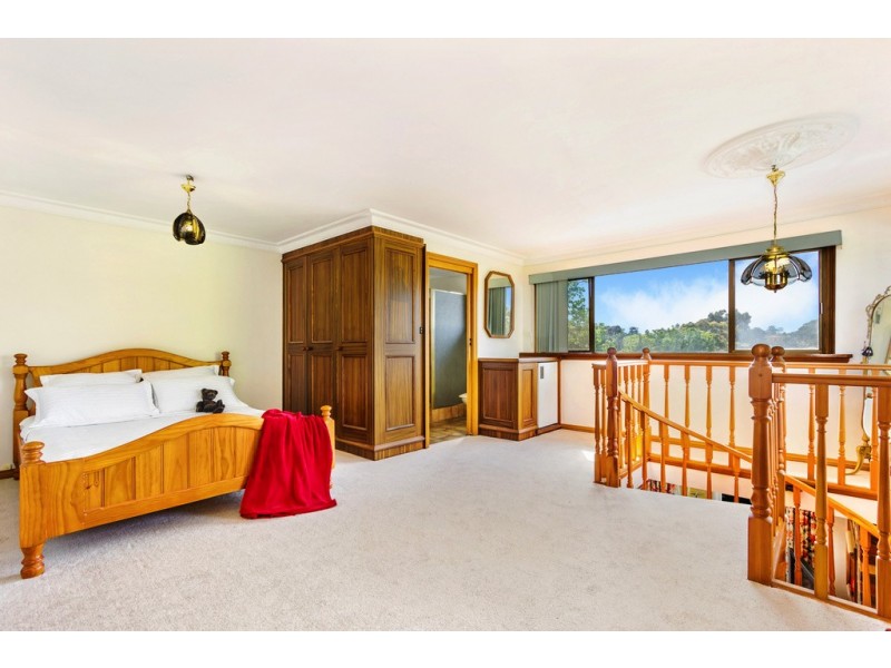 31 Brindy Crescent, Doncaster East VIC 3109