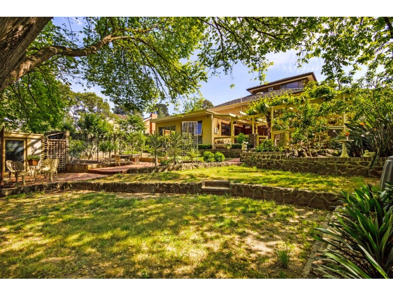31 Brindy Crescent, Doncaster East VIC 3109