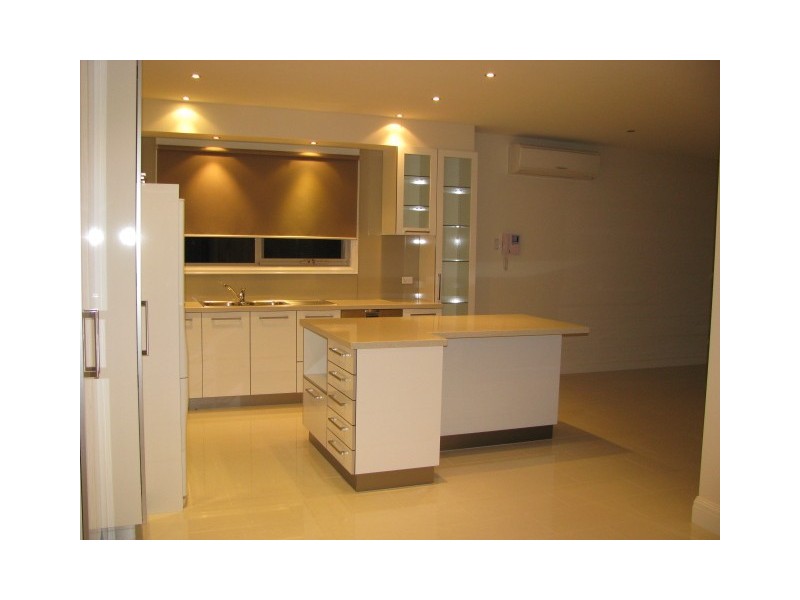 3/320 Manningham Road, Doncaster VIC 3108