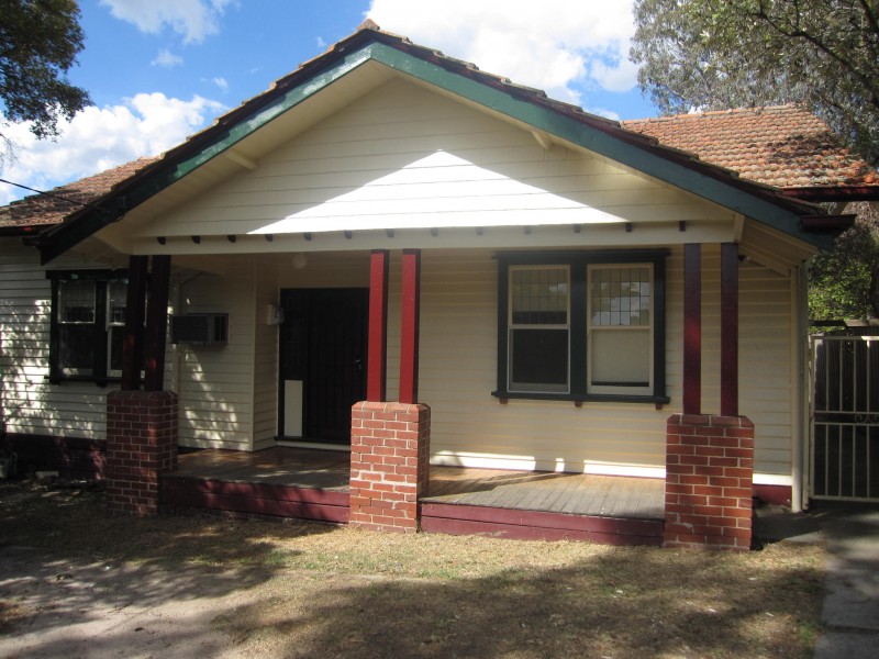 16 Irymple Avenue, Kew East VIC 3102