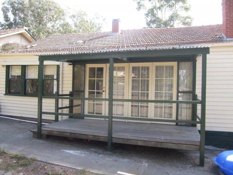 16 Irymple Avenue, Kew East VIC 3102