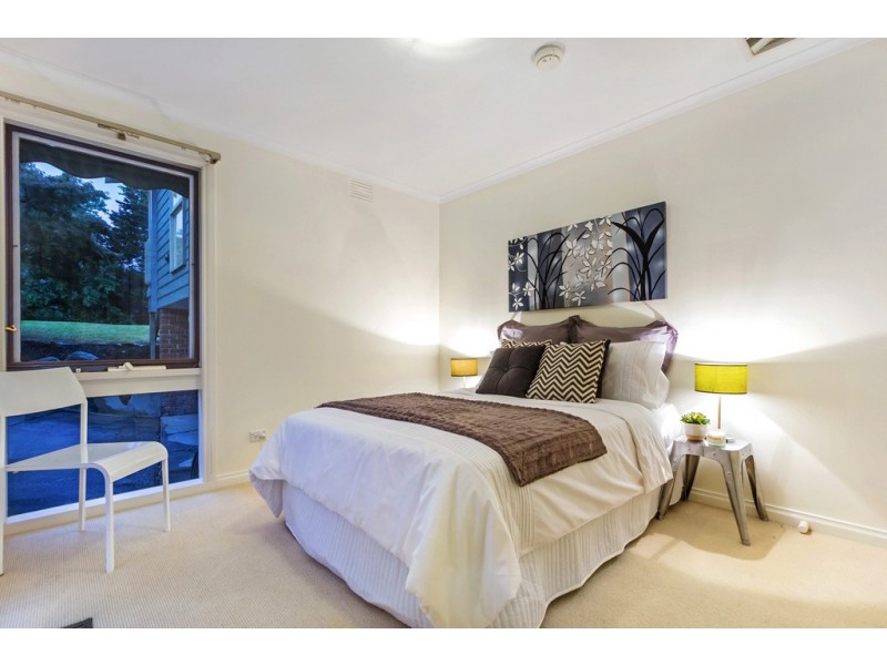16 Jacobena Place, Templestowe VIC 3106