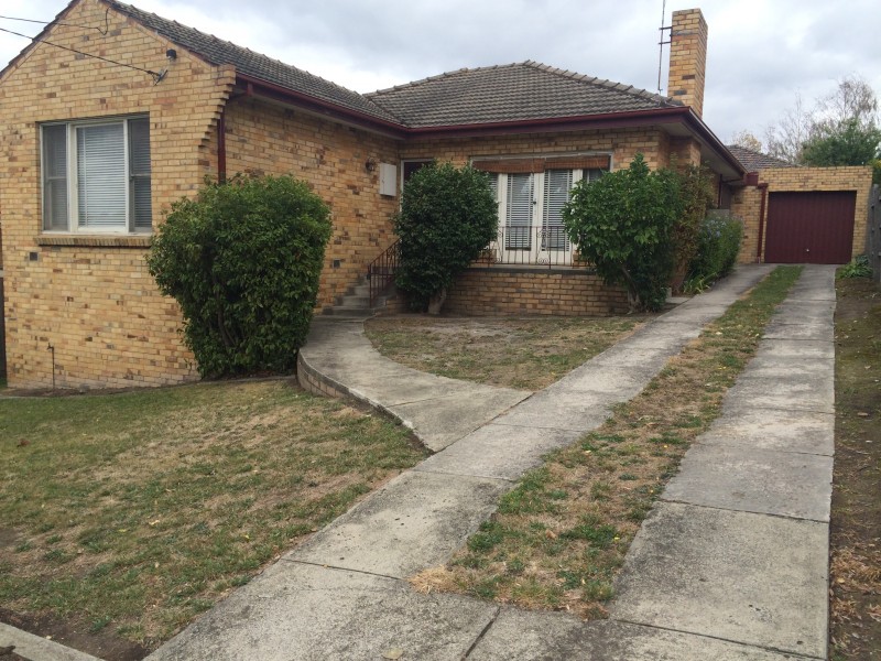 11 Lincoln Drive, Bulleen VIC 3105