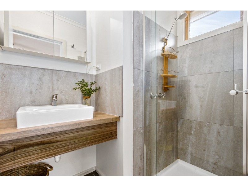 17 Alchester Court, Thomastown VIC 3074