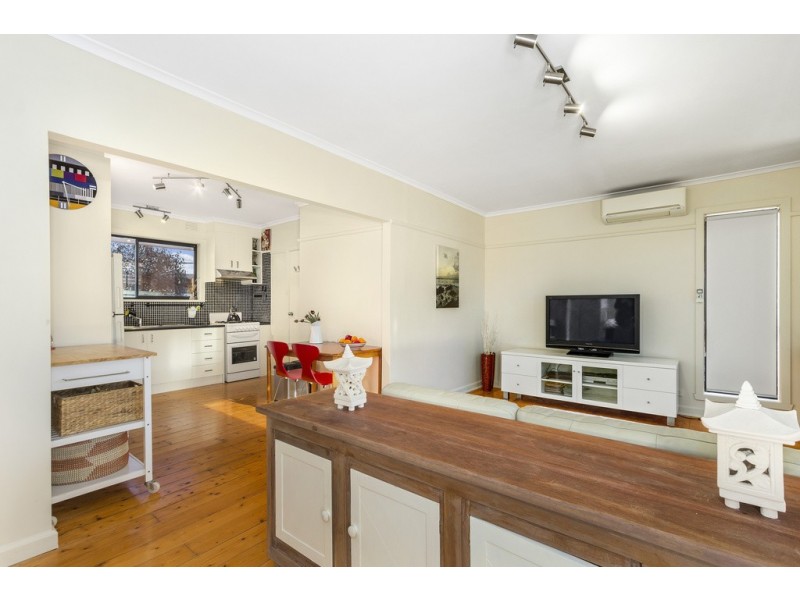 1/57 Swanston Street, Heidelberg Heights VIC 3081