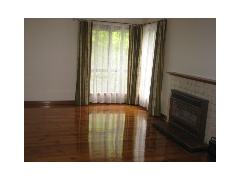 1/6 Frank Street, Doncaster VIC 3108