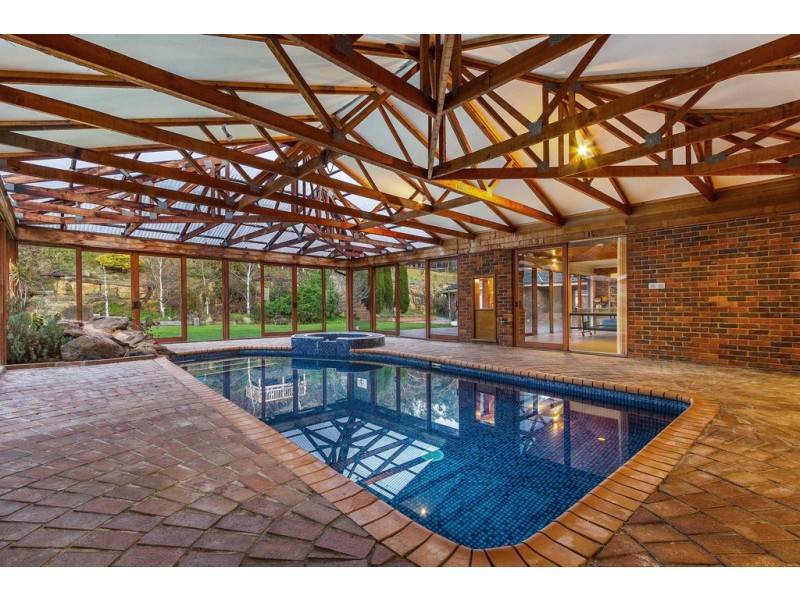 5 Joslyn Drive, Research VIC 3095