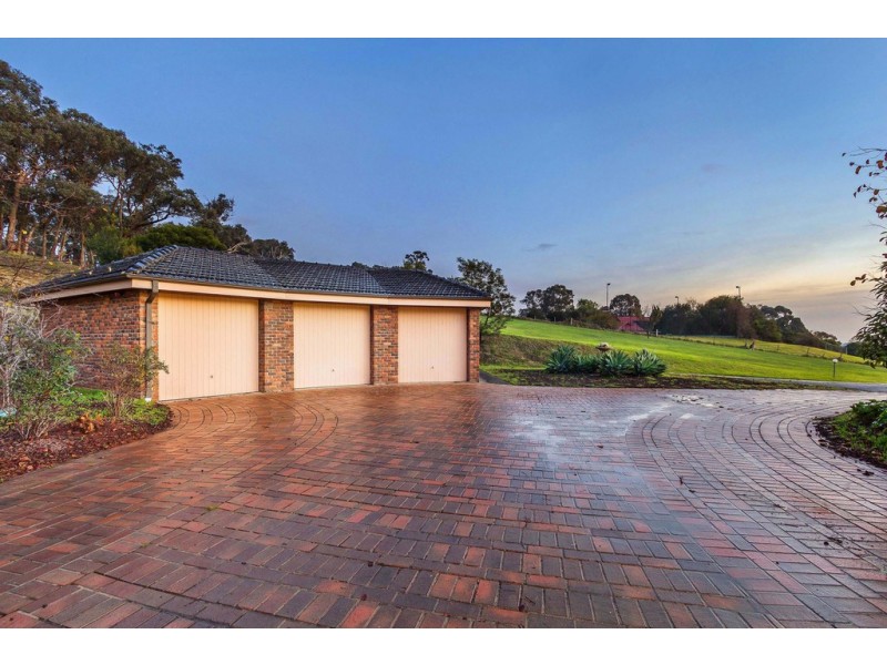 5 Joslyn Drive, Research VIC 3095