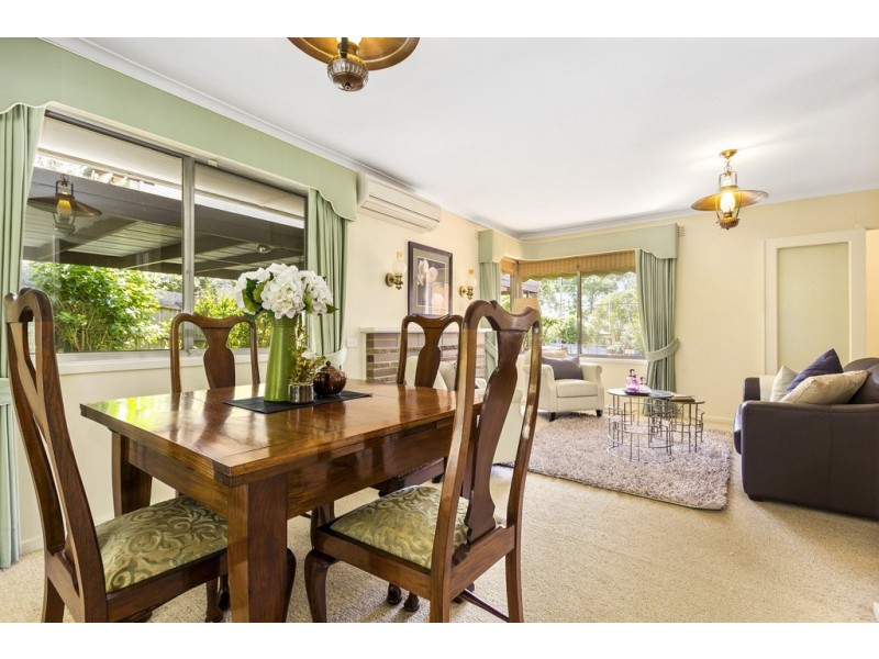 8 Nymph Street, Mitcham VIC 3132