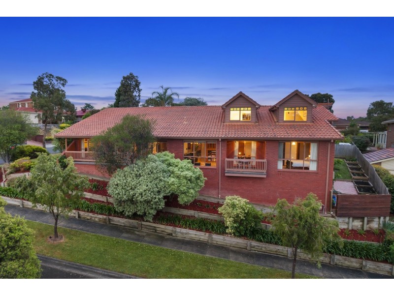 48 Larnoo Drive, Doncaster East VIC 3109