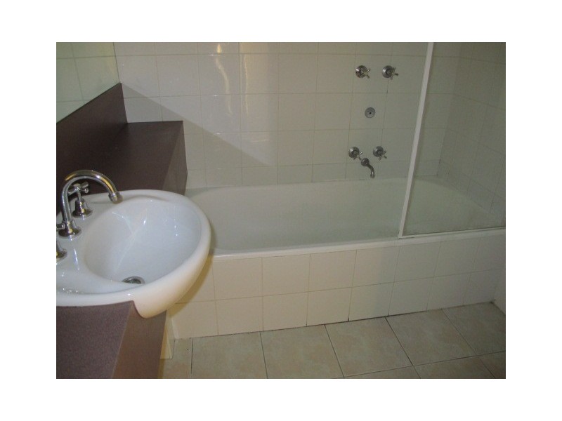 11/202 The Avenue, Parkville VIC 3052