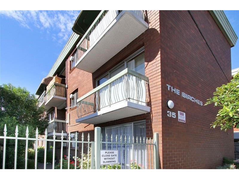 1/35 Staley Street, Brunswick VIC 3056