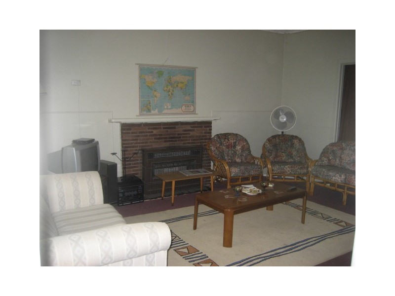 56 Hedge End Road, Nunawading VIC 3131