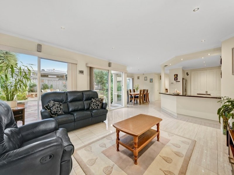 6 Yellow Box Terrace, Heidelberg VIC 3084