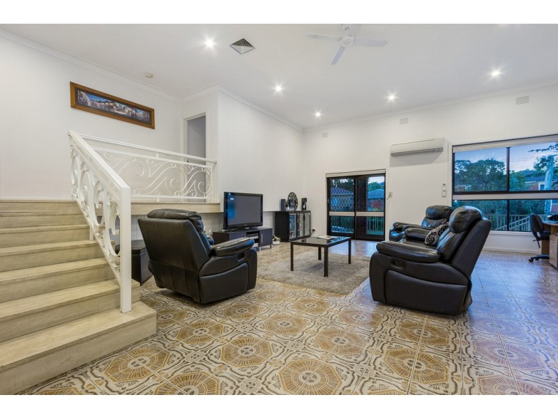 4 Mullens Road, Vermont South VIC 3133