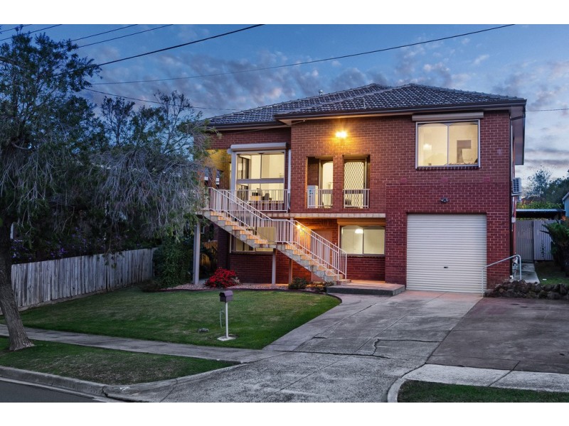 4 Mullens Road, Vermont South VIC 3133