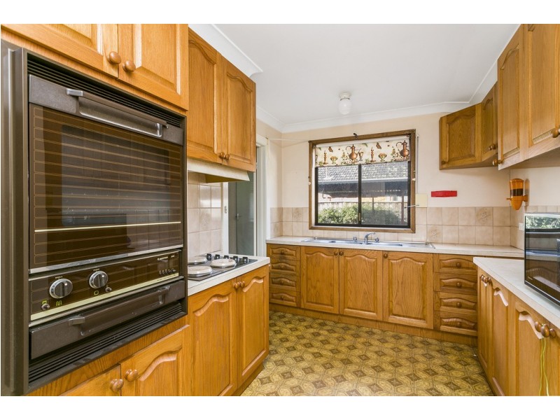 33 Clunes Street, Kingsbury VIC 3083