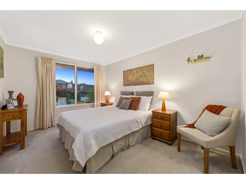 31 Tidcombe Crescent, Doncaster East VIC 3109
