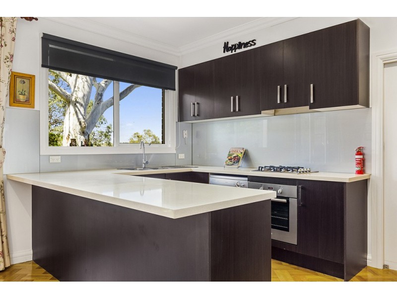 3/16-18 Whittens Lane, Doncaster VIC 3108