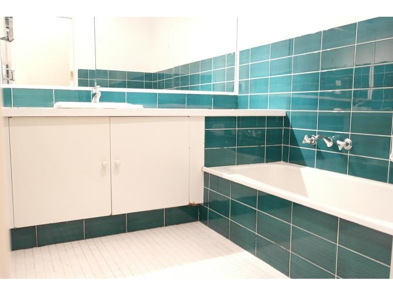 6 Gilmore Road, Doncaster VIC 3108